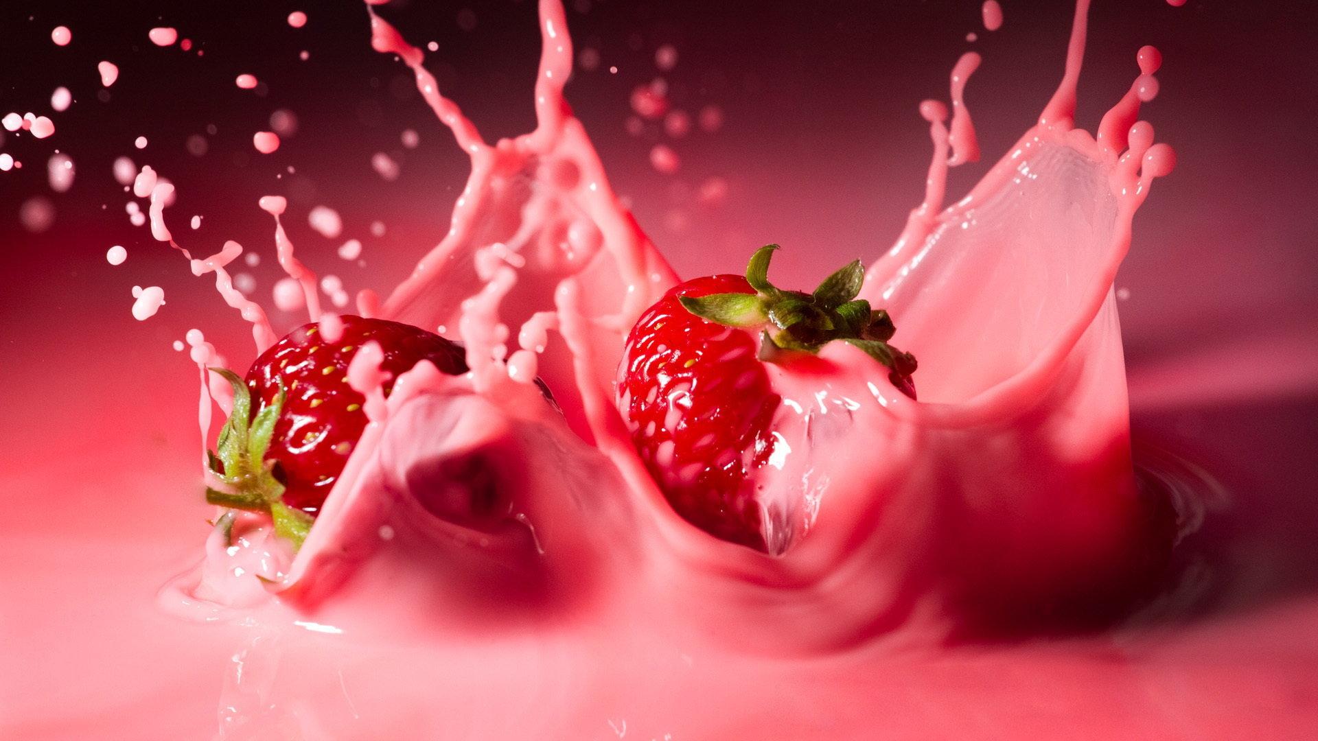 动感水果图片_草莓壁纸下载_牛奶高清图片壁纸